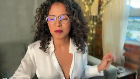 Kloe online show from 12.23.24