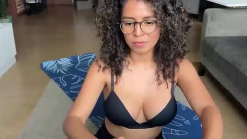 Kloe online show from 01.28.25