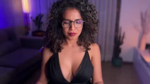 Kloe online show from 02.09.25