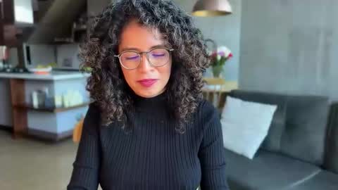 Kloe online show from 02.19.25