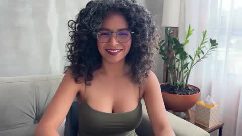 Kloe online show from 09.08.25