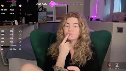 Snapshot of illuminea chatting on 12.23.25 Jenny online show from 12.23.25