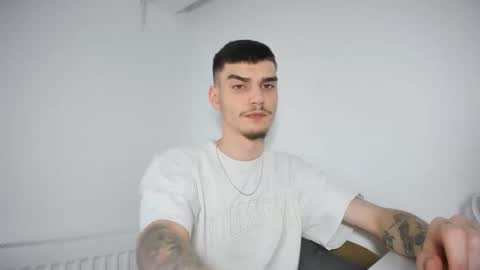 Snapshot of illusions888 chatting on 11.26.25 D-Illusion online show from 11.26.25