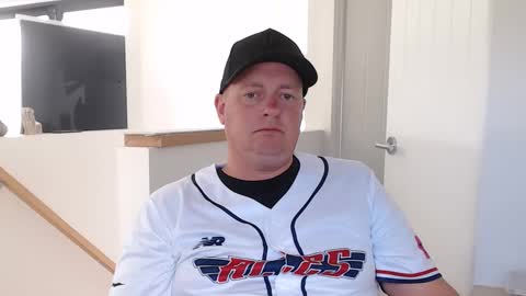 Beachside Lad online show from 02.04.26