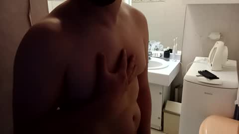 ilovecuteguy79 online show from 05.18.26