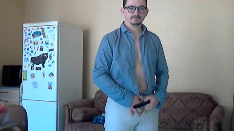 Snapshot of ilovecuteguy79 chatting on 06.10.26 ilovecuteguy79 online show from 06.10.26
