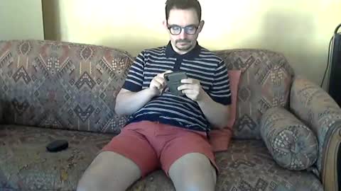 Snapshot of ilovecuteguy79 chatting on 06.18.26 ilovecuteguy79 online show from 06.18.26