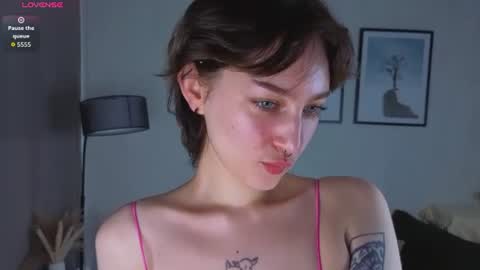 Hello everyone Im Lily online show from 06.13.26