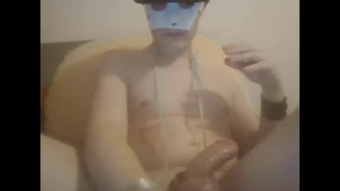 Snapshot of iluvhottenns chatting on 12.19.24 iluvhottenns online show from 12.19.24