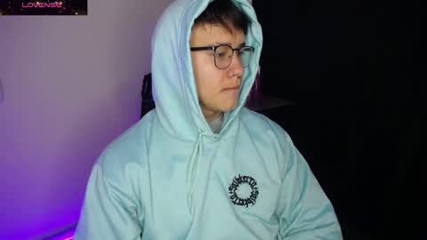 Snapshot of im__noah chatting on 03.07.25 im__noah online show from 03.07.25