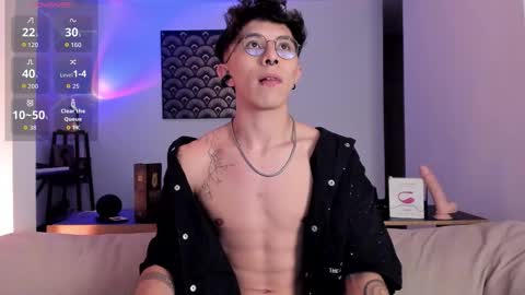 IM  THOMAS online show from 12.23.25