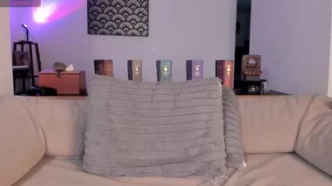 IM  THOMAS online show from 02.05.26