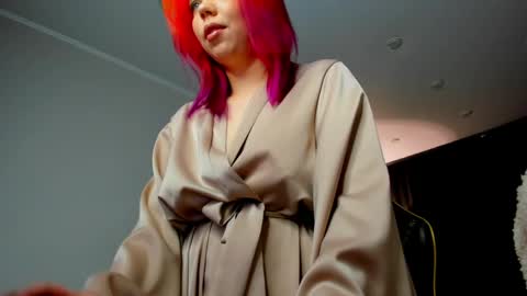 Snapshot of im__youre_sunshine chatting on 05.19.26 Roxy online show from 05.19.26