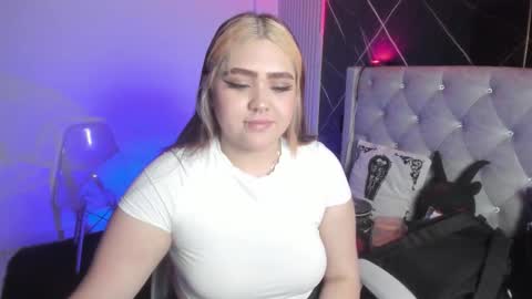 im_bunny__ online show from 11.29.25