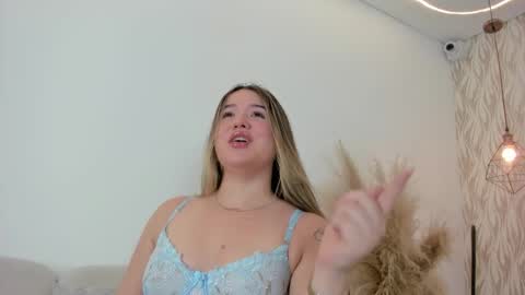 Snapshot of im_dalhia chatting on 03.15.26 DAHLIA online show from 03.15.26