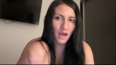 Snapshot of im_dayana chatting on 09.28.25 instagram online show from 09.28.25