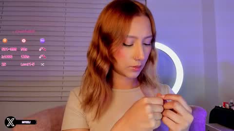 Snapshot of im_eli1 chatting on 10.06.25 Eli online show from 10.06.25