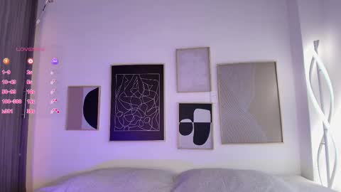 Snapshot of im_eli1 chatting on 12.18.25 Eli online show from 12.18.25