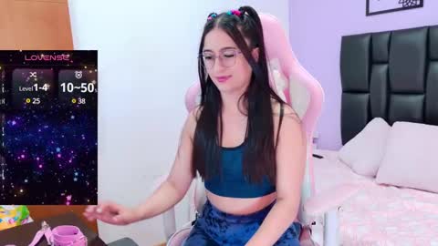 Snapshot of im_eliza chatting on 02.12.25 Eliza online show from 02.12.25