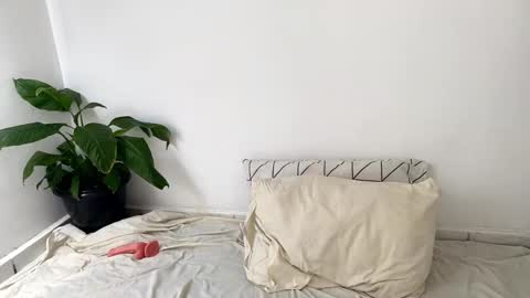 Snapshot of im_emmaof chatting on 02.13.25 Emma and Matt online show from 02.13.25