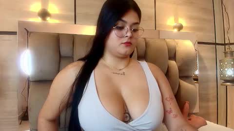 im mou  online show from 10.14.25