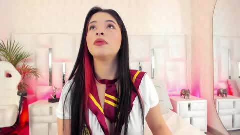 Nika online show from 10.23.25