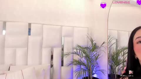 Snapshot of im_nika_ chatting on 06.25.26 Nika online show from 06.25.26