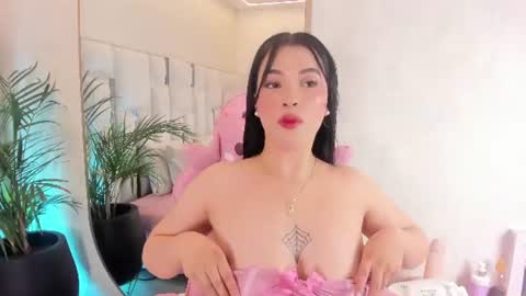 Snapshot of im_nika_ chatting on 07.14.26 Nika online show from 07.14.26