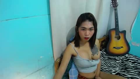 Snapshot of im_your_sexy_wifexxx chatting on 11.28.25 Ms. M online show from 11.28.25