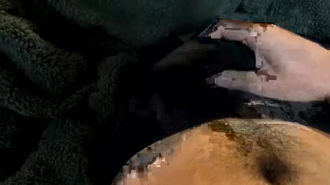 Snapshot of imakeucumonmyface chatting on 12.17.24 imakeucumonmyface online show from 12.17.24