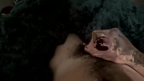 Snapshot of imakeucumonmyface chatting on 01.01.25 imakeucumonmyface online show from 01.01.25