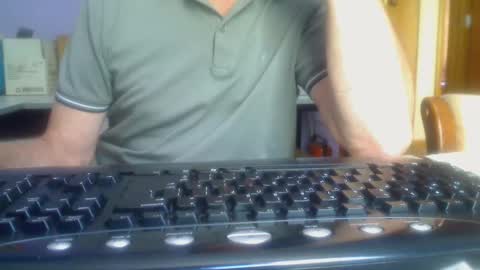 Aussie Guy online show from 02.20.25