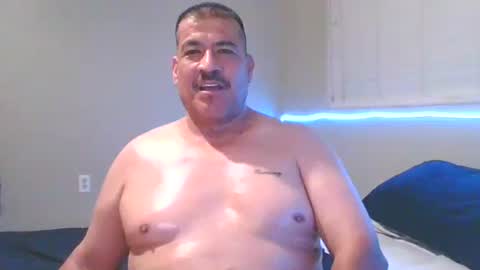 Snapshot of imbackmandosuknw chatting on 11.12.25 imbackmandosuknw online show from 11.12.25