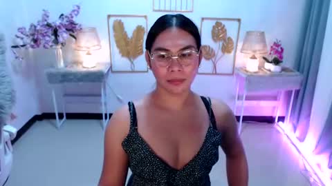 Ashley online show from 12.25.24