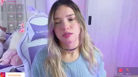 Snapshot of imlarisamaia chatting on 02.22.25 Larisa online show from 02.22.25