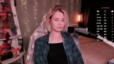 Mia online show from 11.10.25