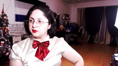 Snapshot of imperatrizasado chatting on 12.09.24 Empress online show from 12.09.24