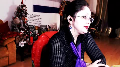 Snapshot of imperatrizasado chatting on 01.09.25 Empress online show from 01.09.25
