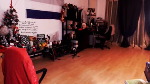 Snapshot of imperatrizasado chatting on 01.11.25 Empress online show from 01.11.25