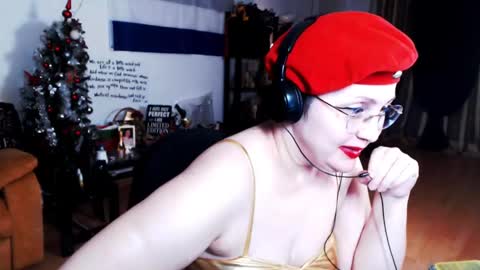 Snapshot of imperatrizasado chatting on 02.25.25 Empress online show from 02.25.25