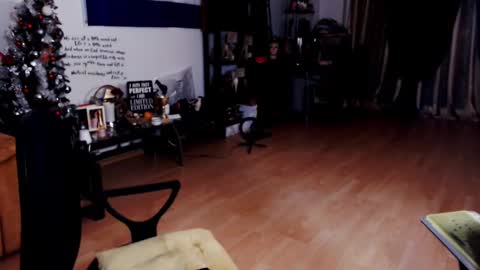 Snapshot of imperatrizasado chatting on 03.08.25 Empress online show from 03.08.25