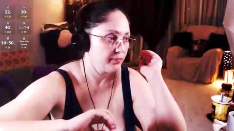 Snapshot of imperatrizasado chatting on 09.09.25 Empress online show from 09.09.25