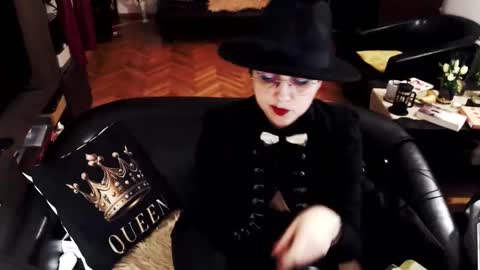 Empress online show from 04.28.26