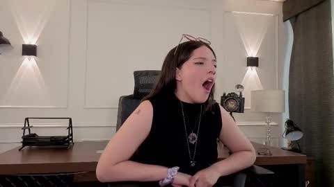 Karen  online show from 03.03.26