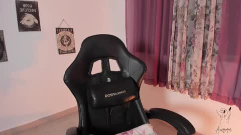 Snapshot of imsrbatman chatting on 09.15.25 Aurora online show from 09.15.25