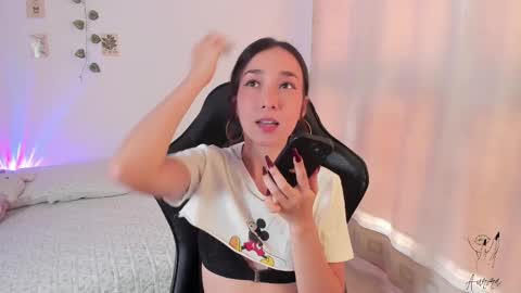 Snapshot of imsrbatman chatting on 09.25.25 Aurora online show from 09.25.25