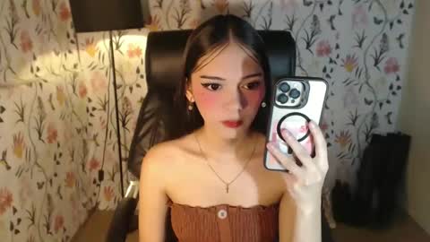 Aki online show from 02.04.25