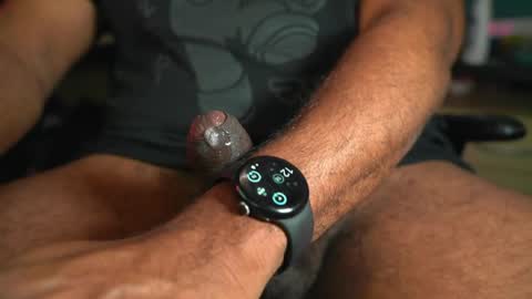 Inches online show from 04.05.26