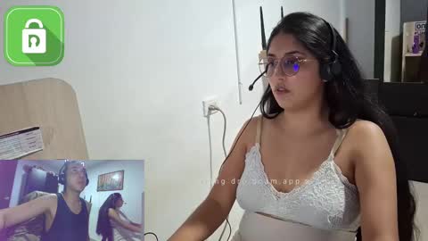 Snapshot of incubus2sucubus chatting on 01.28.25 incubus2sucubus online show from 01.28.25