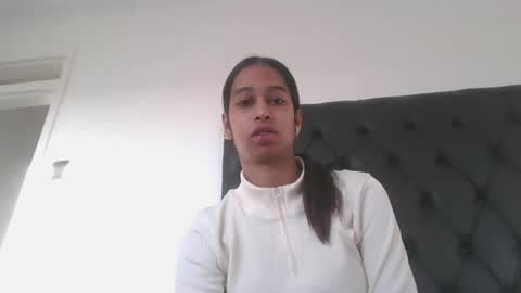 indanbella19 online show from 05.25.26